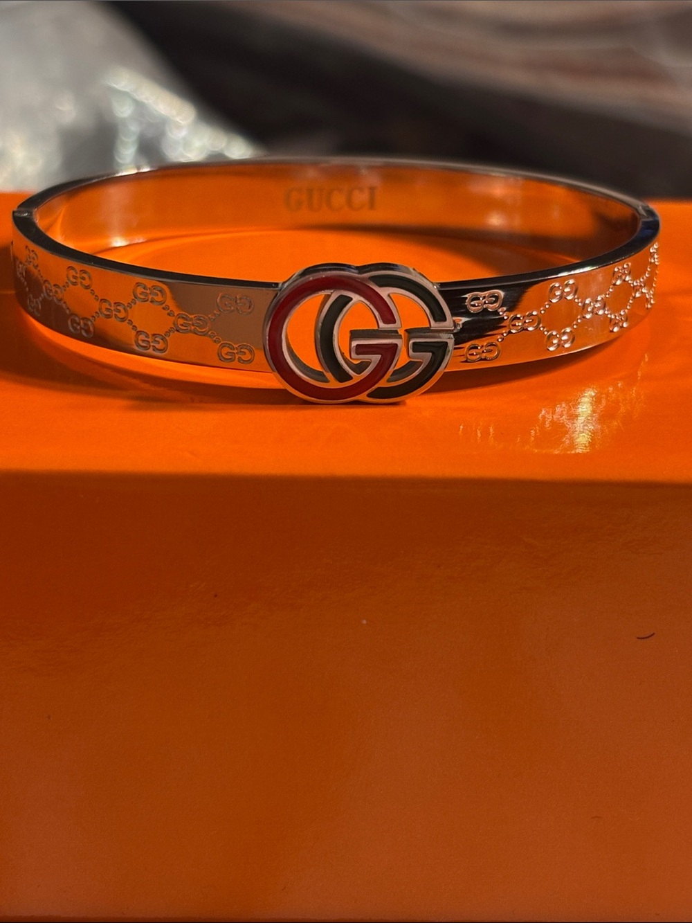 New Silver Interlocking G Bangle Bracelet - Silver